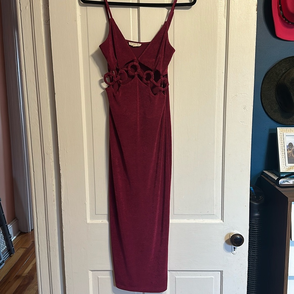 Fuchsia cutout midi dress